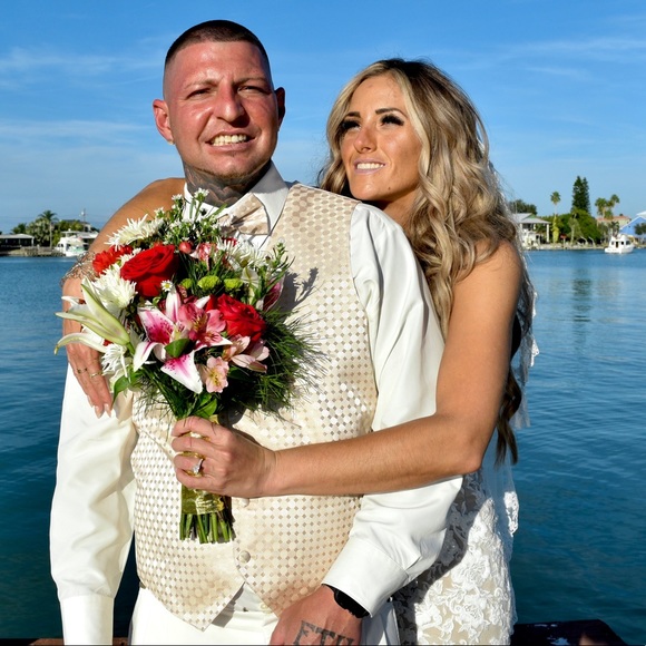 Meet your Posher, Mr & Mrs. Barker - Picture 3 of 8